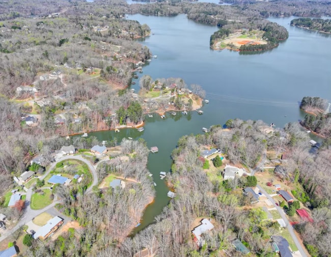 2817 Evergreen Place, Gainesville, GA 30501 - photo 3