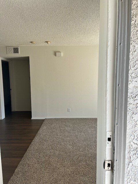 Colony Ridge Apartments, Fontana, CA 92335 - photo 7