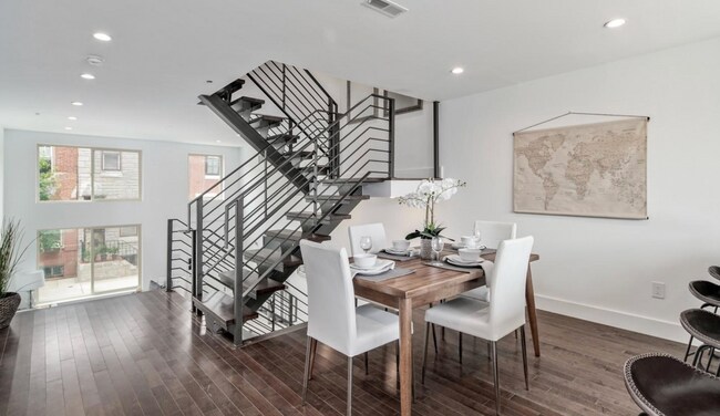 1345 S Garnet St, Philadelphia, PA 19146 - photo 5