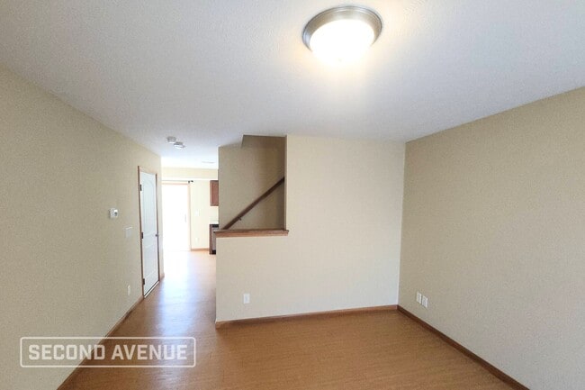 415 Station 44 Place, Painesville, OH 44077 - photo 2