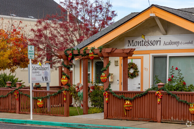 Montessori Academy of Campbell offers plenty of fun after school activities.