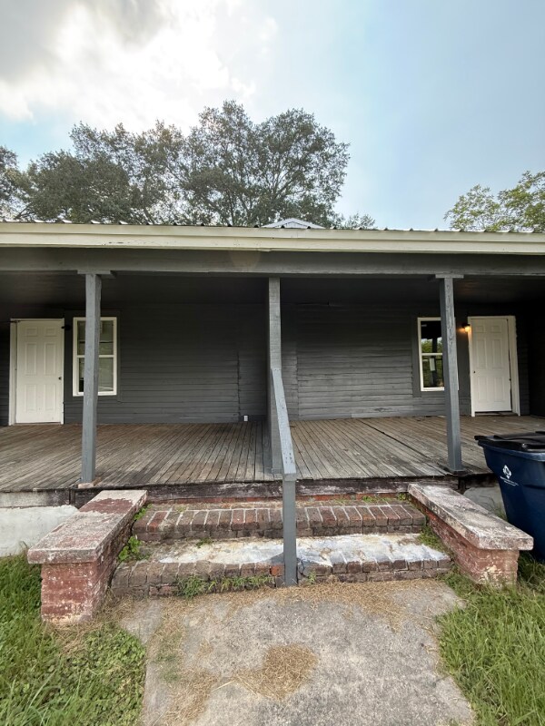 109 Bishop St unit 109 B, Booneville, MS 38829 - photo 1