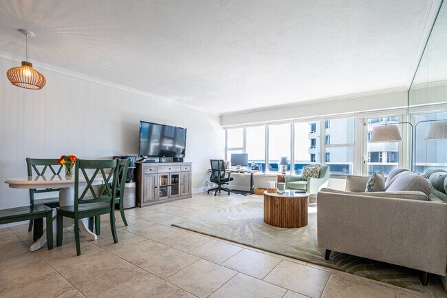 3700 Galt Ocean Dr unit 607, Fort Lauderdale, FL 33308 - photo 2