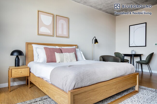 1515 N Fremont St unit FL8-ID316, Chicago, IL 60642 - photo 7