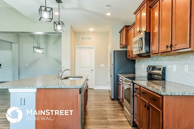 96 Longo Ln, Benson, NC 27504 - photo 7