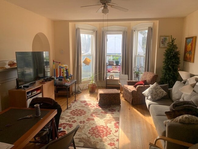 84 Walker St unit 1, Newtonville, MA 02460 - photo 3