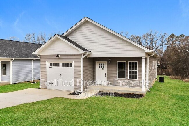 1227 St Regis Dr, Burlington, NC 27217 - photo 5