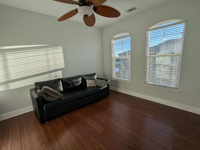 2747 Via Capri unit 1131, Clearwater, FL 33764 - photo 5
