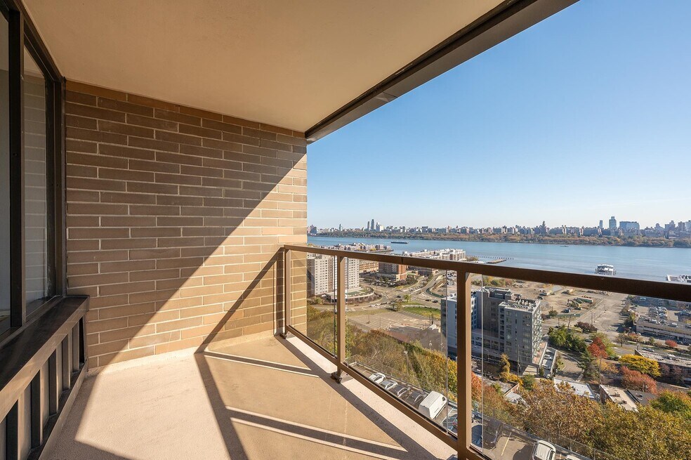 Park Hudson Apartments, North Bergen, NJ 07047 - photo 1