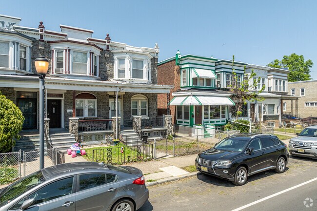 Many of Gateway's rowhomes have been kept in good repair since the 1920s.