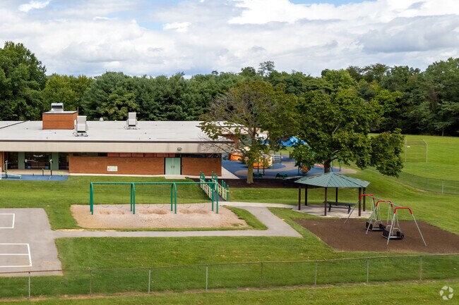 Marshall Street School serves the students of Washington County, Maryland.