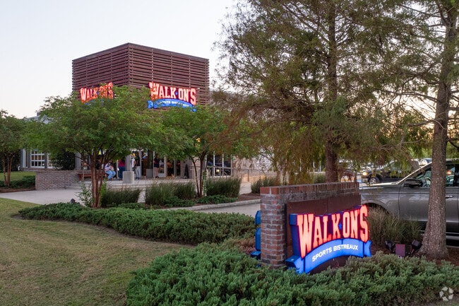 Walk-On's in Broadmoor is the go-to spot for delicious bites and a lively atmosphere.