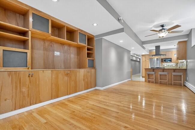 55 Thatcher St unit A, Brookline, MA 02446 - photo 4