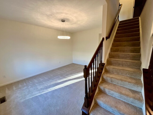 4189 Pheasant Ridge Ct, Batavia, OH 45103 - photo 5