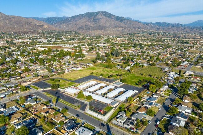 Mountain views surround Cole Elementary School.