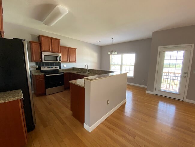 122 Azalea Ridge, Johnson City, TN 37601 - photo 5