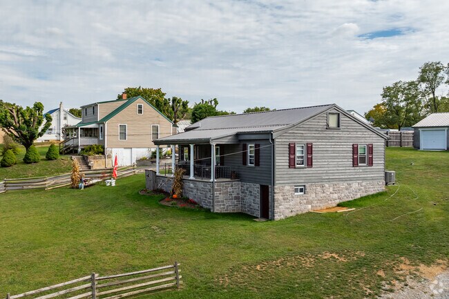 A modest row of ranch style homes along Clear Spring Road in Pinesburg.