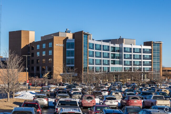 St Joseph's Mosaic Life Care offers a wide range of acute care and patient services.