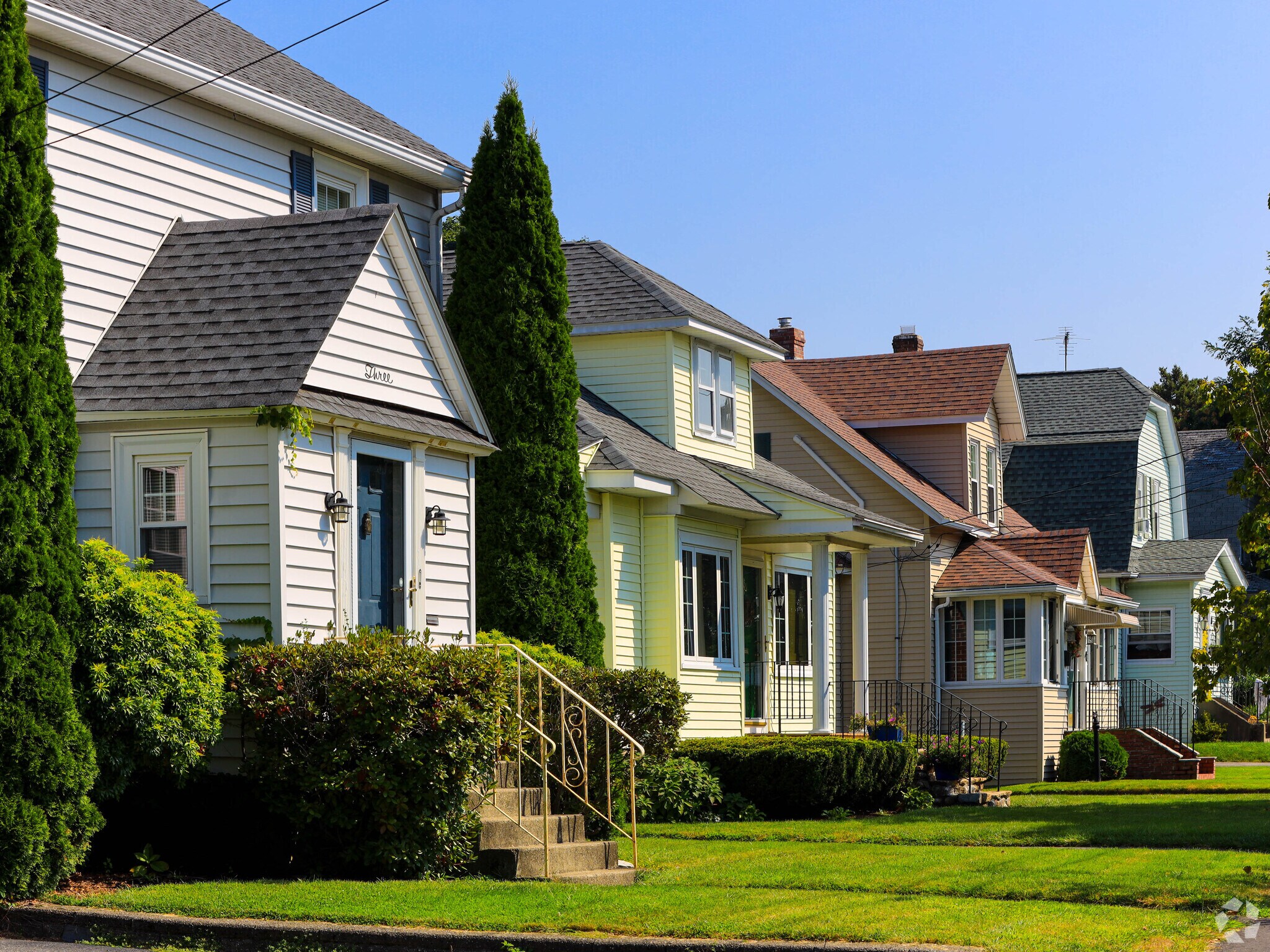 There are a variety of home styles in Greendale.