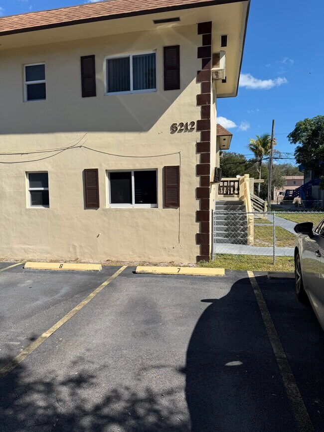 5212 SW 91st Ave Unit 5, Cooper City, FL 33328