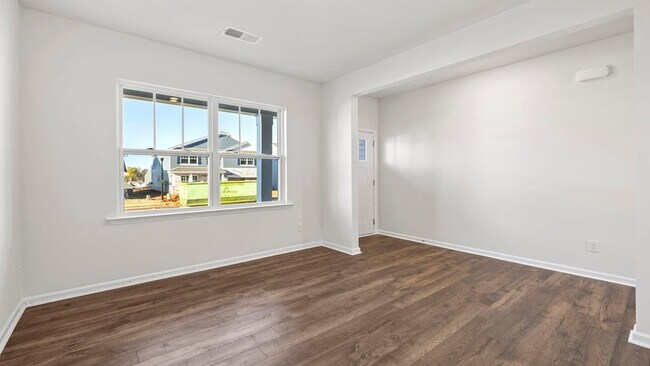 1734 Rose Hip Dr, Lyman, SC 29365 - photo 4