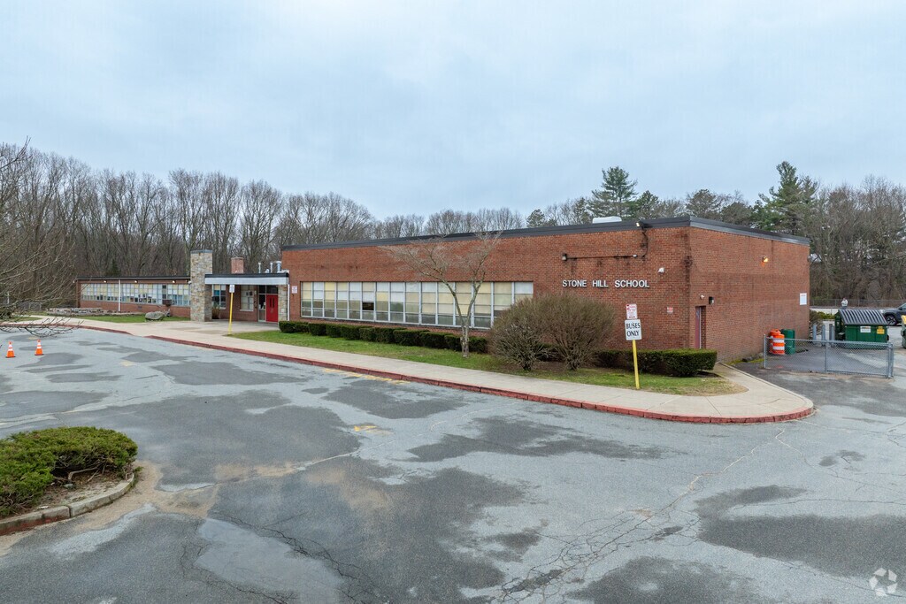 Welcome to Stone Hill Elementary school in Thornton, RI.
