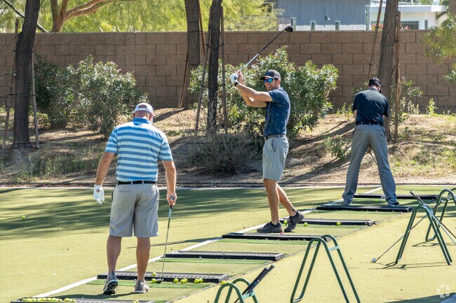 Escena Golf Club offers 18 holes just minutes from Four Seasons.