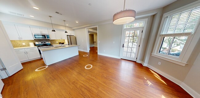 376 Harvard St unit 1, Cambridge, MA 02138 - photo 3