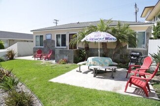 1438-1442 Pacific Beach Dr, San Diego, CA 92109