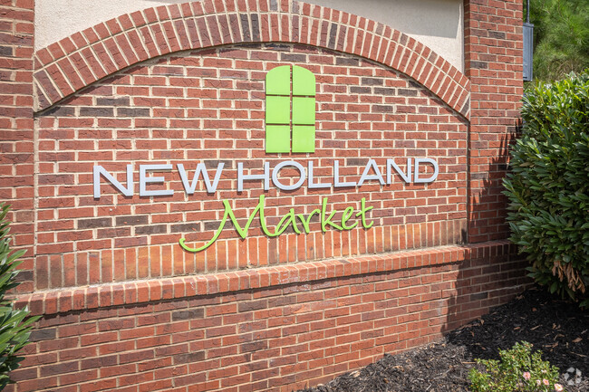 New Holland Village is one of the fastest growing communities in the Gainesville area.