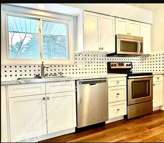 4493 S Buffalo St, Orchard Park, NY 14127