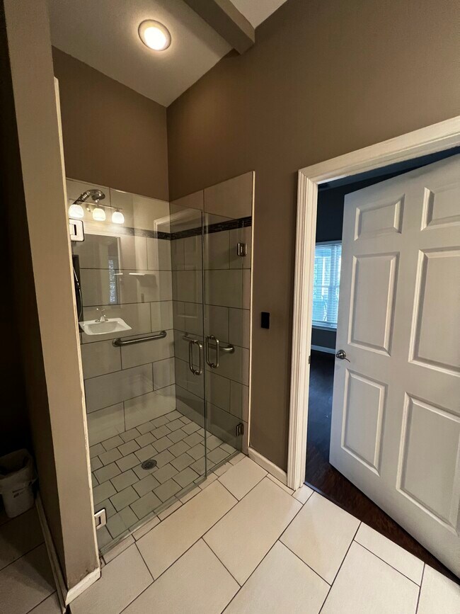 559 10th St NW, Atlanta, GA 30318 - photo 7