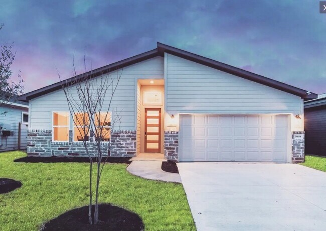 9516 Petrichor Blvd unit 36495538, Manor, TX 78653 - photo 2