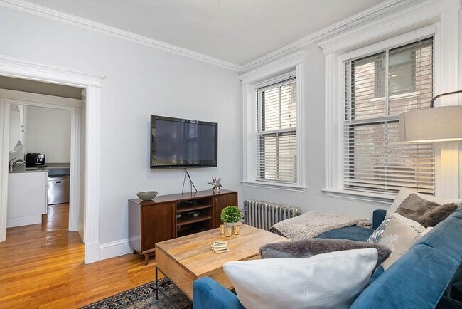 70 Phillips St unit 70 Phillips Street, Boston, MA 02114 - photo 3