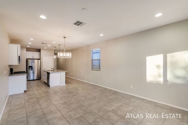 10695 W Dickerson Dr, Marana, AZ 85653 - photo 2