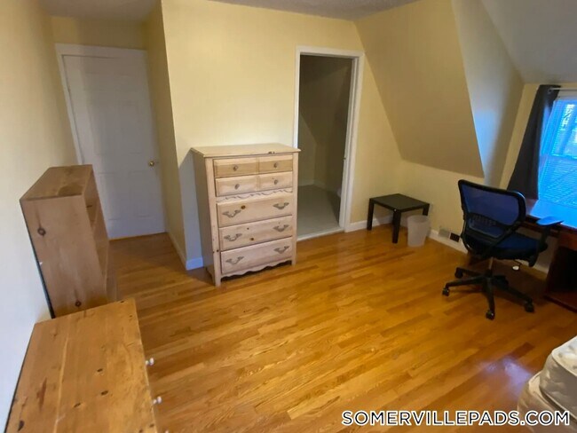 27R Albion St unit 2, Somerville, MA 02143 - photo 6
