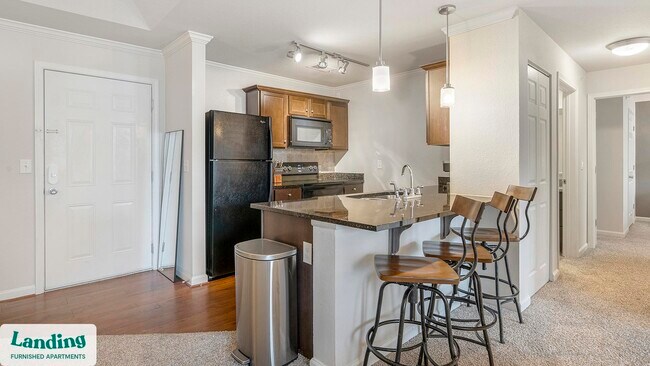 97 Market Point Dr unit 532.1407996, Greenville, SC 29607 - photo 4