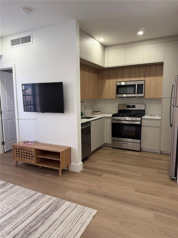 1619 Jefferson Ave, Miami Beach, FL 33139 - photo 3