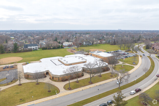 Briar Glen Elementary School challenges and ecourages children to learn.