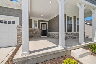 4155 Riverwood Rd, Valparaiso, IN 46385