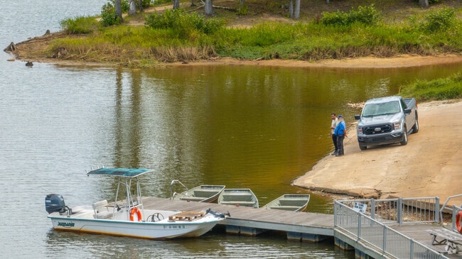 Residents have access to Dog River Reservoir for boating, fishing, and water activities.