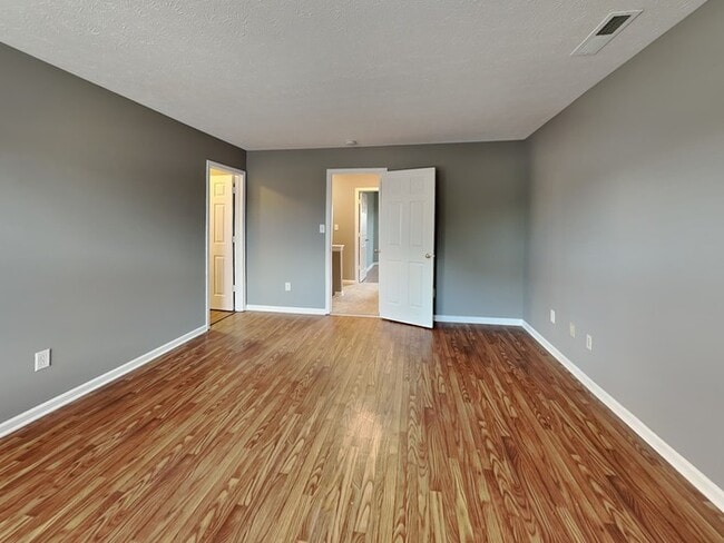 2832 Wolfgang Way, Indianapolis, IN 46239 - photo 7