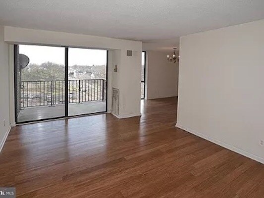Idylwood Towers unit 602, Falls Church, VA 22043 - photo 5