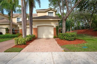 3801 Tree Top Dr, Weston, FL 33332