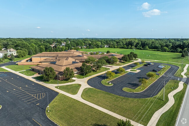 Jerry Ross Elementary School has a large campus.