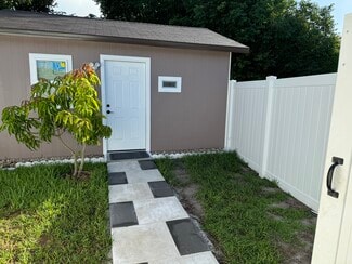 869 Honolulu Woods Ln Unit 1 bedroom studio, Orlando, FL 32824