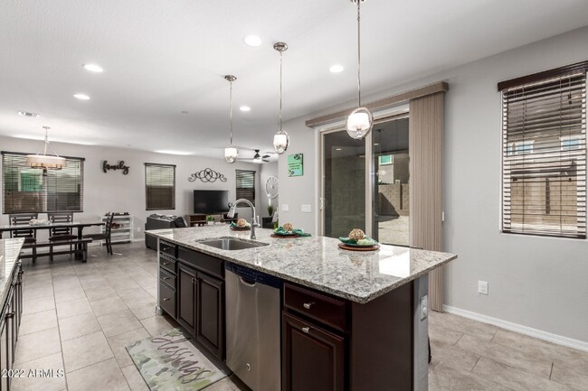 21188 W Almeria Rd, Buckeye, AZ 85396 - photo 6