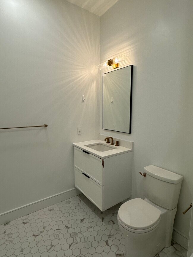 50 Lincoln St unit 603, Boston, MA 02135 - photo 6