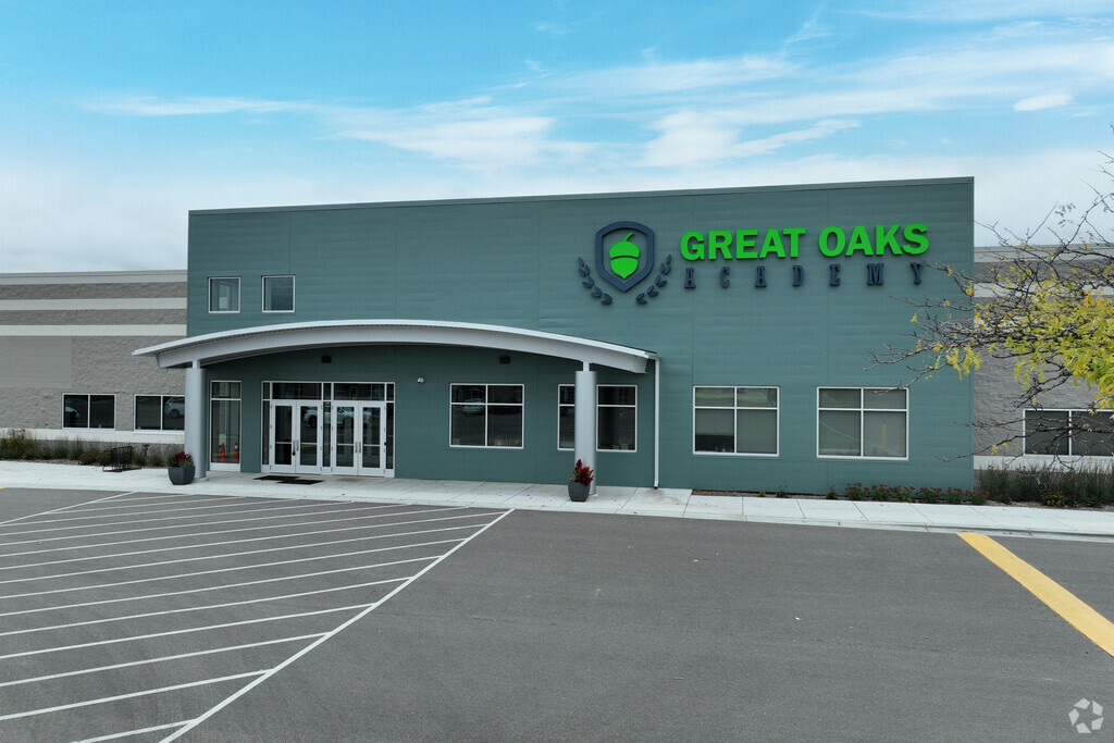 Great Oaks Academy Charter School serves grades K through 6th.