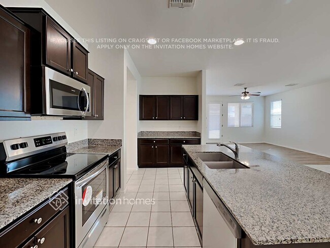 18203 W Fulton St, Goodyear, AZ 85338 - photo 7